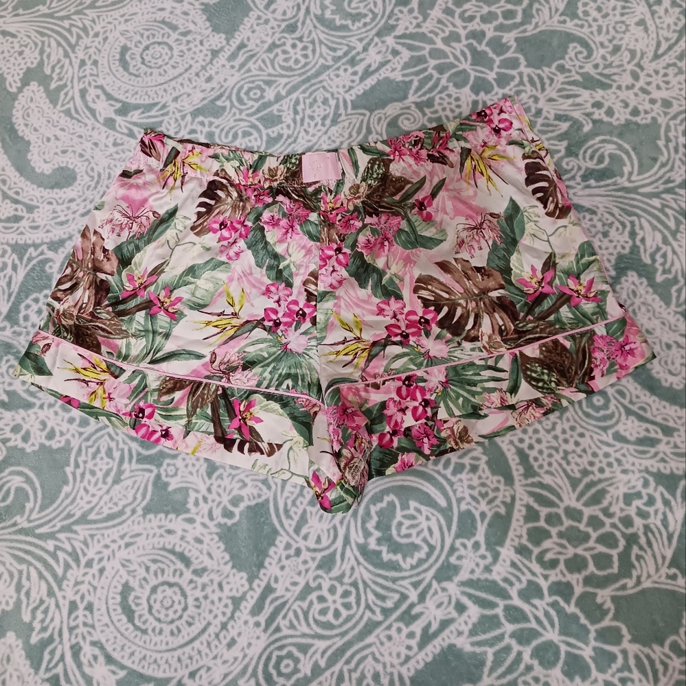 Victoria's Secert Satin Shorts XL